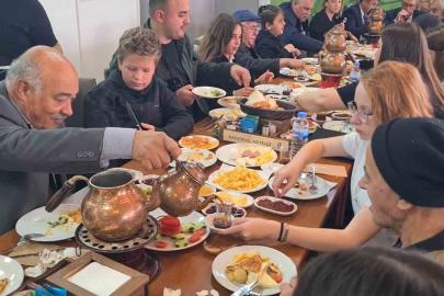 Tekirdağ’da dede-torun buluşması: Sevgi köprüsü kuruldu