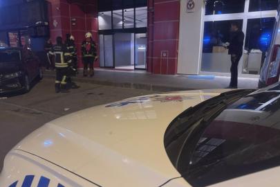 Tost makinesinde unutulan ekmek ekipleri alarma geçirdi