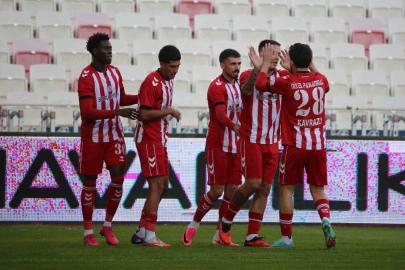 Trendyol 1. Lig: Sivasspor: 4 - Pendikspor: 1
