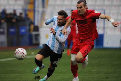 Trendyol Süper Lig: Erzurumspor FK: 0 - Çorum FK: 1 (İlk yarı)