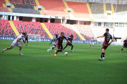 Trendyol Süper Lig: Gaziantep FK: 0 - Çorum FK: 0 (Maç devam ediyor)
