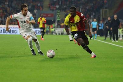 Trendyol Süper Lig: Göztepe: 2 - Çorum FK: 0 (Maç sonucu)