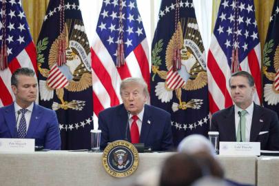 Trump: "(Rusya-Ukrayna Savaşı) Anlaşmaya belki de şimdiye kadar hiç olmadığımız kadar yakın olduğumuzu düşünüyorum"