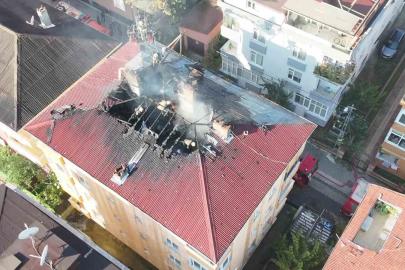 Tuzla’daki fabrika yangını havadan görüntülendi