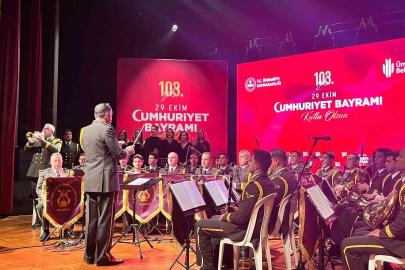 Ümraniye’de 29 Ekim, askeri bando coşkusuyla kutlandı