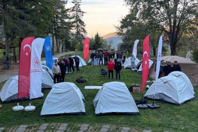 Üniversiteli gençlere Samandere kampı