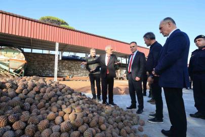 Vali Akbıyık, künar üreticilerinin taleplerini dinledi