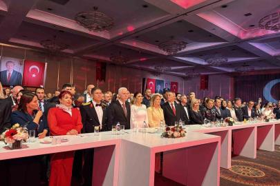 Vali Gül: "103 yıl önce aziz milletimiz; kendisini tarihten silmek isteyen emperyalizmin asırlık hesaplarını parçaladı"