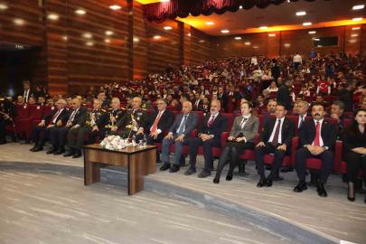 Van’da 29 Ekim Cumhuriyet Bayramı coşkusu