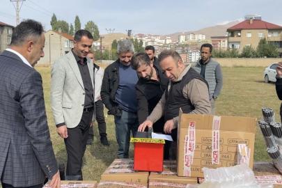 Yüksekova’da arılar elektrikli çitle koruma altında: 30 üreticiye hibe desteği
