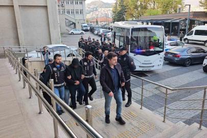 Zonguldak’taki rüşvet soruşturmasında 4 tutuklama